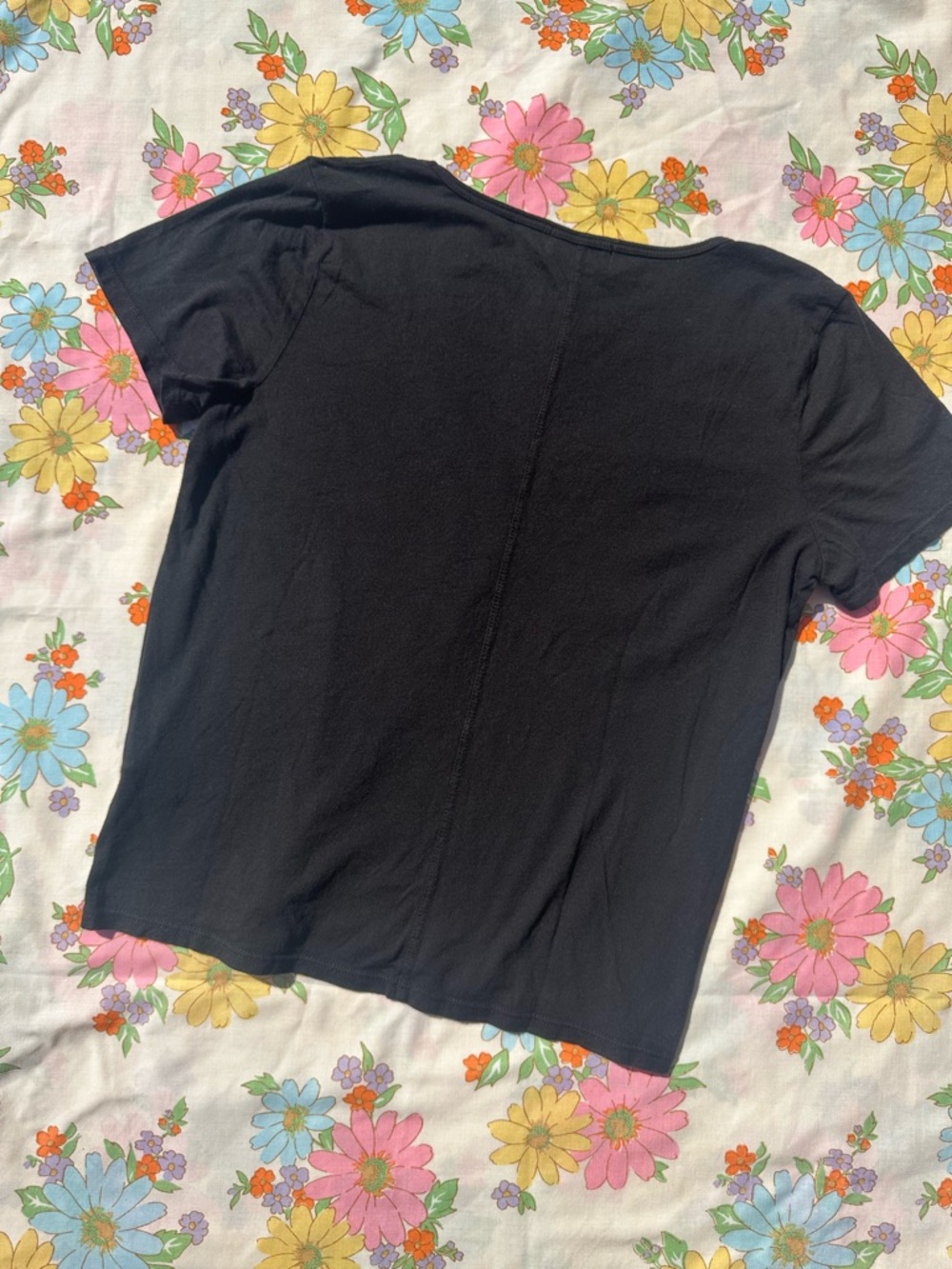 NWT! T.La Anthropologie Black V-Neck Short Sleeve Tee - Picture 3 of 3